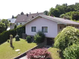 Traumhaftes Zuhause in ruhiger Waldrandlage mit Panoramablick