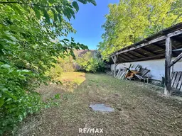 Sanierungsbedürftiges Ein- bzw. Mehrfamilienhaus mit Stadel