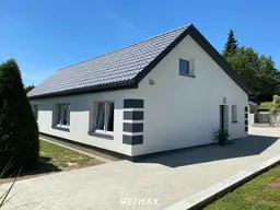 Hübsches Landhaus mit wunderbarem Garten zu vermieten!
