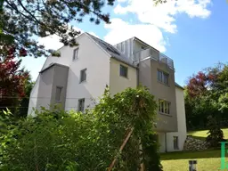 Exklusive Lage beim Küniglberg! Terrassenwohnung - Sonne, Wiese, Ruhe!