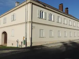 3 Zimmerwohnung , Gartenmitnutzung, Autoabstellplatz