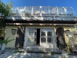 Großzügiges Einfamilienhaus mit romantischem Garten- sanierungsbedürftig