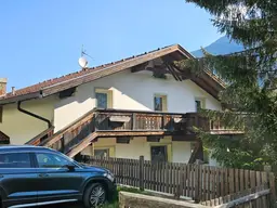 Wohnhaus mit drei kleinen Wohneinheiten - großes Potential!