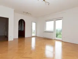BADEN bei Wien: Grün+Ruhe+Best+Lage mit FERNBLICK: 3 große Zimmer +Terrasse mit 13m² (im letzten Stock)