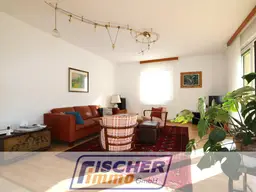 Traumhafte 4-Zimmer-Maisonette-Wohnung mit 2 Balkonen in Waldrandlage und Blick über Hinterbrühl