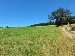 3,4 ha - aneinandergrenzende landwirtschaftliche Parzellen