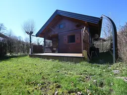 MATTSEE - STEIN | Renovierte Badehütte mit Seezugang
