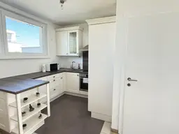 Hier oben beginnt Ihr neues Zuhause – mit Sonne, Weitblick &amp; Terrasse, inkl. 2 Garagenplätze | ZELLMANN IMMOBILIEN