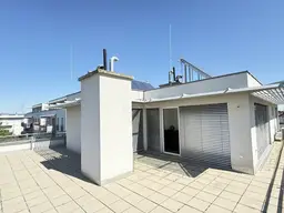 Hier oben beginnt Ihr neues Zuhause – mit Sonne, Weitblick &amp; Terrasse, inkl. 2 Garagenplätze | ZELLMANN IMMOBILIEN