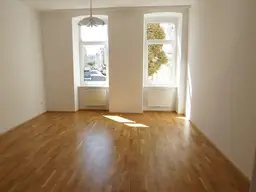 Sanierte helle Altbauwohnung nähe Friedensbrücke, U4 &amp; U6