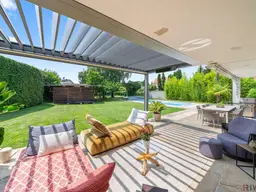 Modernes Einfamilienhaus mit beheiztem Pool | Weitblick zum Schneeberg | knapp 1200 m2 Eigengrund