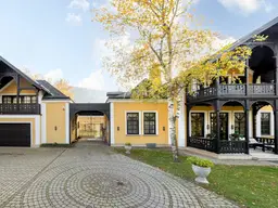 Herrschaftliche Villa in elitärer Lage direkt am Wienfluss | ca. 5.207m² Grundstücksfläche | Indoor Pool mit Wellnessoase | 2 Garagen | Nähe Zentrum Purkersdorf