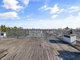 Hetzendorf - DG-Wohnung mit ca 50m² Dachterrasse - inkl. fantastischem Blick über Wien - Nähe Atzgersdorfer Straße