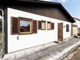 LEBEN WIE DAMALS - ENTZÜCKENDES WEEKENDHAUS II VIEL POTENZIAL II SCHÖNER GARTEN II GARAGE II RUHIGE SIEDLUNGSLAGE II NÄHE FELIXDORF