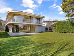 Moderne Architektenvilla | Ca. 20 min in den 1. Bezirk | Virtual Tour | 1000m² Eigengrund | Garage direkt im Haus
