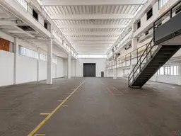 Kaltlagerhalle mit ebenerdiger Einfahrt | Autobahnnähe
