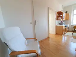 * * * ENTZÜCKENDE CITY-WOHNUNG mit SCHLOSSBERGBLICK... 5 RADMINUTEN ZUR FH-JOANNEUM * * * 