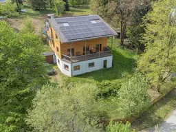 Holzblockhaus als Büro oder Praxis – hochwertige Ausstattung und nachhaltiges Raumkonzept