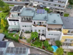 Attraktives Reihenhaus mit gemütlichem Garten