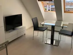 Vermietete 2-Zimmer Wohnung im Dachgeschoss zu Verkaufen!