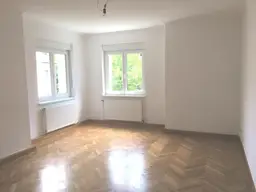 Tolle 2 Z.-Wohnung mit 10 m² Balkon am Röm