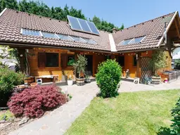 Charmantes Holzhaus mit Blick auf die Berge in wunderschöner Naturlage!
