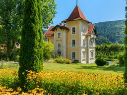 Romantik Schlössl in Seenähe – ein Märchenschloss voller Geschichte und Magie