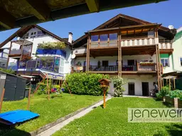HALL - REIZENDE, GEPFLEGTE ZWEIZIMMERWOHNUNG AUF 70m2 , ALLGEMEINGARTEN