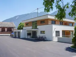 MEHRGENERATIONSHAUS / GRUNDSTÜCK MIT ENTWICKLUNGSPOTENZIAL