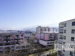PREISREDUKTION! HELLE, GERÄUMIGE DREIZIMMERWOHNUNG, SÜDBALKON,