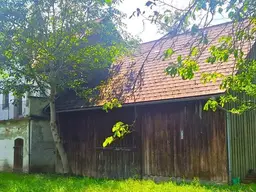 EHEMALIGES BAUERNSACHERL IN IDYLLISCHER NATURLAGE -