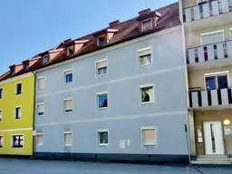 8740 Zeltweg - Gepflegtes Zinshaus/Investition für Anleger mit 8 Wohnungen und 2 Garagen