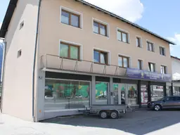 GROSSZÜGIGES GESCHÄFTSLOKAL IN SEHR GUTER LAGER VON SPITTAL/DRAU