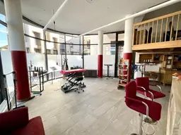 HIER ARBEITEN SIE AN SPITTALS ERSTER ADRESSE! TOP MODERNE GESCHÄFTSFLÄCHE MIT ATTRAKTIVEM FLAIR DAS ZUM FLANIEREN UND BUMMELN EINLÄDT!