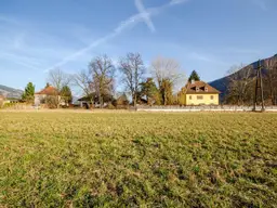BAUGRUNDSTÜCK ALS BAURECHT IN BESTER LAGE - GEWERBEGRUND UND WOHNGEBIET IN EINEM!