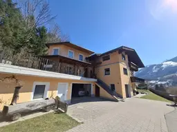 DORT WOHNEN, WO DIE BERGE ZUM GREIFEN NAH SIND - ZUHAUSE IN EINZIGARTIGER UND BEEINDRUCKENDER RUHE- UND AUSSICHTSLAGE IM MÖLLTAL!