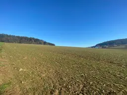 Sonniges Baugrundstück in Gurten Gst-Nr. 927/11