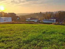 Schöner Baugrund mit tollen Planungsvorschlägen