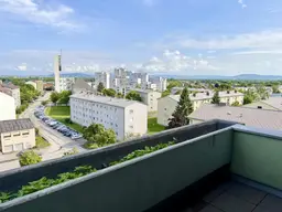 Wohnen mit Weitblick - Helle Wohnung mit Loggia