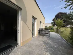 Heller Bungalow mit Garten mitten in der Stadt