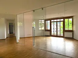 Helle Büro-/Therapieflächen im 1.Obergeschoss in zentraler Ortslage