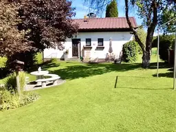 Liebevolles Zuhause mit Gartenidylle und Natur pur.