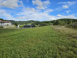 Günstiger Baugrund in Ortsrandlage