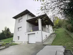Modernes Wohnjuwel mit Weitblick – Saniertes Einfamilienhaus am Weinberg