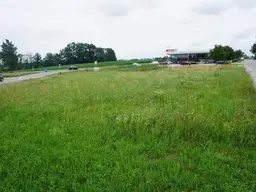Verkehrsgünstig und werbewirksam gelegenes Pachtgrundstück 