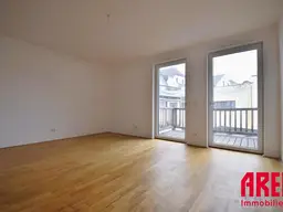 KLEINE FEINE 1 ZIMMERWOHNUNG IN ASCHACH - TOP 11