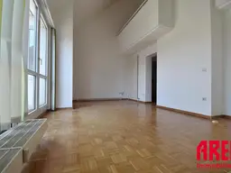 ZENTRUMSNAHE TRAUMWOHNUNG MIT TERRASSE UND GALERIE - TOP 09