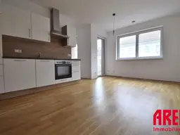 STILVOLLE 1 ZIMMERWOHNUNG MIT LOGGIA - TOP 2.4