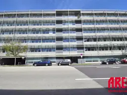 FREI GESTALTBARE BÜROFLÄCHE IN ZENTRALER LAGE - 2.OG