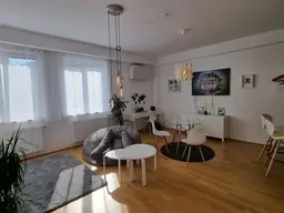 KOFFER PACKEN UND EINZIEHEN - 2 ZIMMER MIETWOHNUNG AB August Frei !!